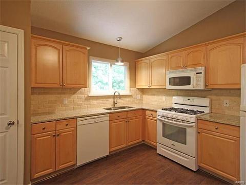 1226 Weatherton, Ballwin, MO 63021 photo 9