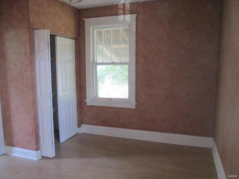 3619 Risch Ave, Saint Louis, MO 63125 photo 5
