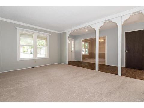 542 Stoddards Mill Dr, Ballwin, MO 63011 photo 12