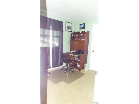 539 Golfwood, Ballwin, MO 63021 photo 11