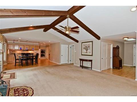 1579 Englebrook Dr, Wildwood, MO 63011 photo 5
