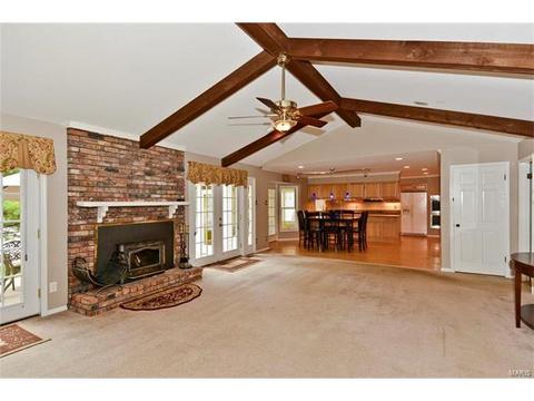 1579 Englebrook Dr, Wildwood, MO 63011 photo 4