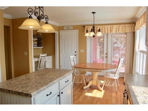 3 Castlio Ct, Saint Charles, MO 63304 photo 6