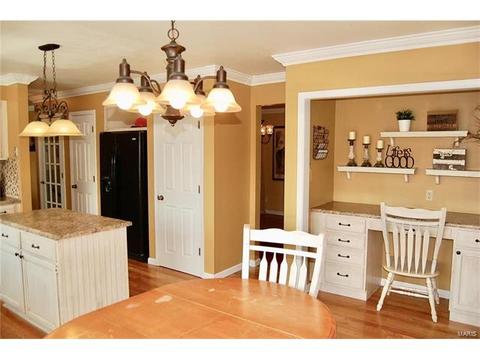 3 Castlio Ct, Saint Charles, MO 63304 photo 7