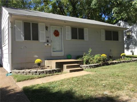 409 Chamberlin Dr, Ballwin, MO 63021 photo 1