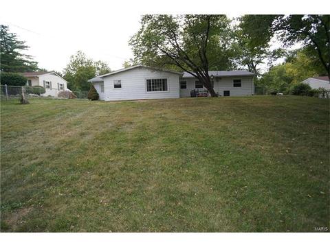 242 Howard Dr, Ballwin, MO 63021 photo 14