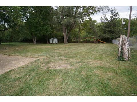 242 Howard Dr, Ballwin, MO 63021 photo 17