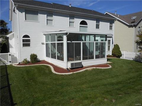 373 Carr Mnr, Ballwin, MO 63021 photo 33