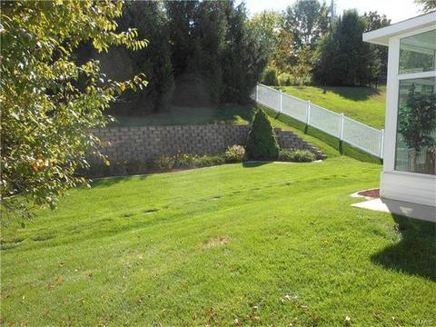 373 Carr Mnr, Ballwin, MO 63021 photo 31