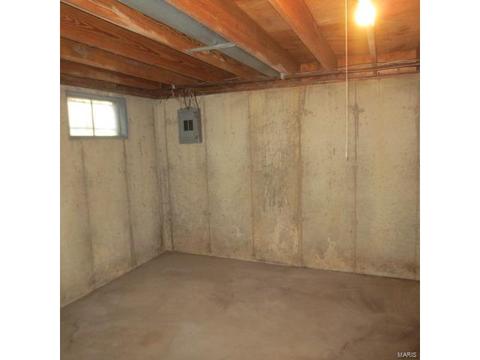 1458 Engelholm Ave, Saint Louis, MO 63133 photo 11