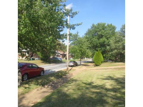 1458 Engelholm Ave, Saint Louis, MO 63133 photo 3