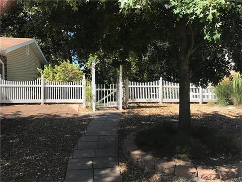 749 Sherwick Ter, Ballwin, MO 63021 photo 2
