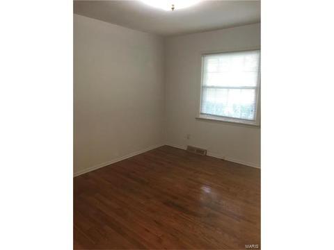 749 Sherwick Ter, Ballwin, MO 63021 photo 22