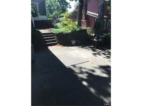 749 Sherwick Ter, Ballwin, MO 63021 photo 5