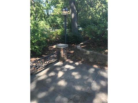 749 Sherwick Ter, Ballwin, MO 63021 photo 11