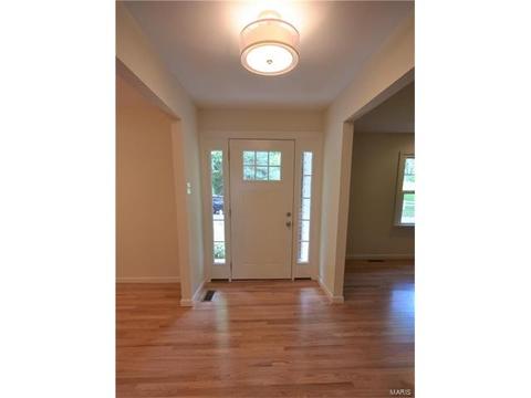654 Tanglewilde, Ballwin, MO 63011 photo 12