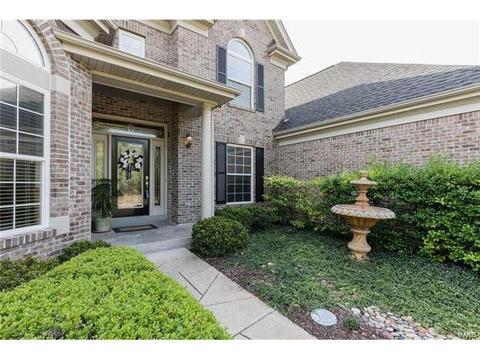 1215 Polo Lake Dr, Ellisville, MO 63021 photo 4