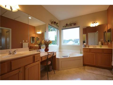 730 Enderwood Pl, Eureka, MO 63025 photo 17