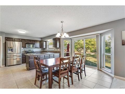 4 Georgetown Ct, O'fallon, MO 63368 photo 9