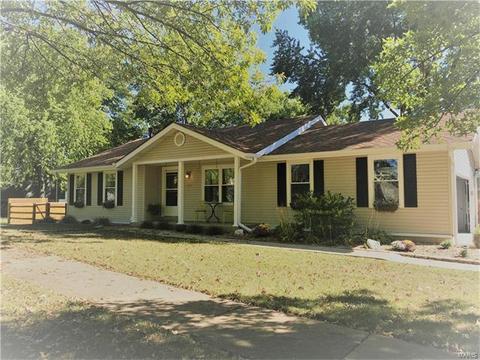 338 Windyoak Dr, Ballwin, MO 63021 photo 1