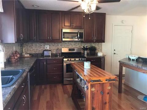 338 Windyoak Dr, Ballwin, MO 63021 photo 3