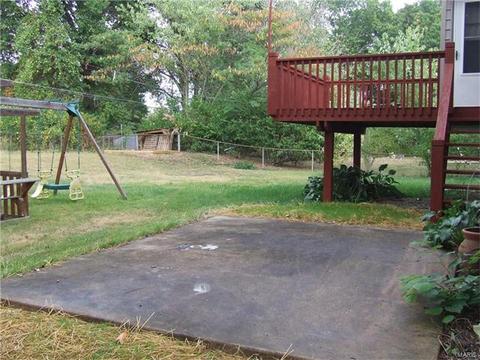 349 Sorrento Dr, Ballwin, MO 63021 photo 32