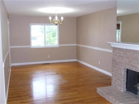 349 Sorrento Dr, Ballwin, MO 63021 photo 12