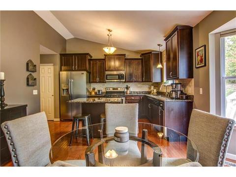 604 Falling Brook Dr, O'fallon, MO 63366 photo 7