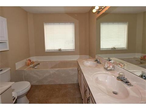 152 Keystone Crossing Dr, O'fallon, MO 63368 photo 13