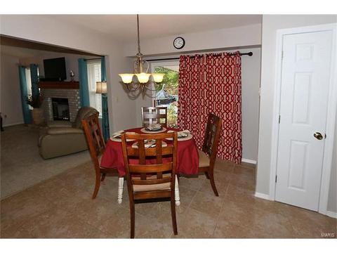 152 Keystone Crossing Dr, O'fallon, MO 63368 photo 7