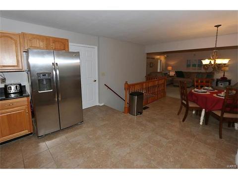 152 Keystone Crossing Dr, O'fallon, MO 63368 photo 6