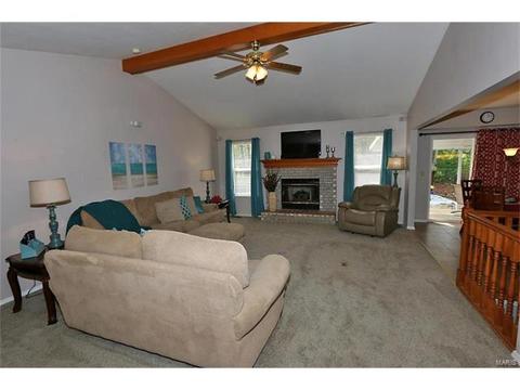 152 Keystone Crossing Dr, O'fallon, MO 63368 photo 5