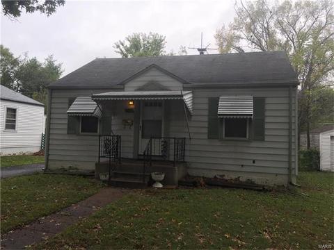 3545 Saint Gregory, Saint Ann, MO 63074 photo 1