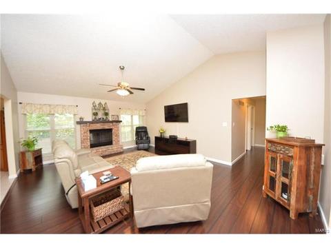 2787 Bromley Dr, O'fallon, MO 63368 photo 3