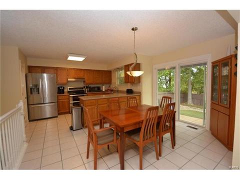 2787 Bromley Dr, O'fallon, MO 63368 photo 6
