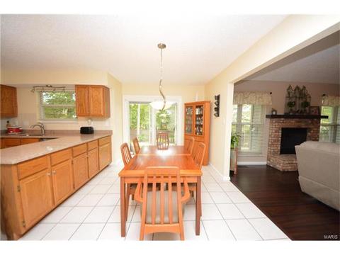 2787 Bromley Dr, O'fallon, MO 63368 photo 10