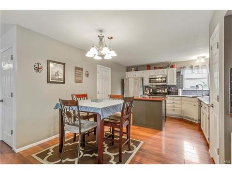 17181 Elm Trail Dr, Eureka, MO 63025 photo 9