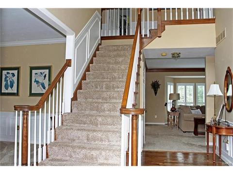 425 April Oaks Ct, Ballwin, MO 63021 photo 3