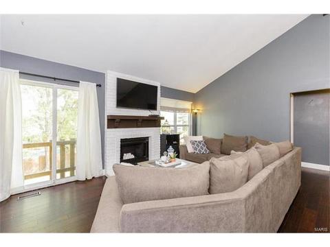 4 Bingham Ct, Saint Peters, MO 63376 photo 3