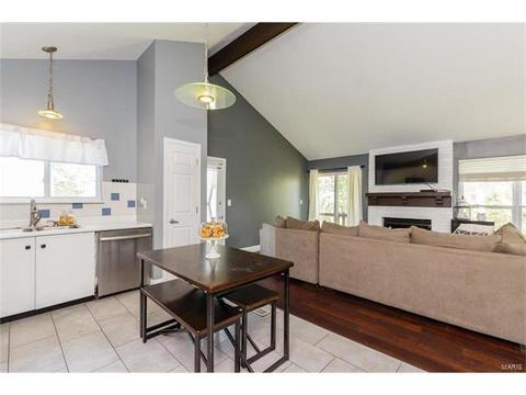 4 Bingham Ct, Saint Peters, MO 63376 photo 9