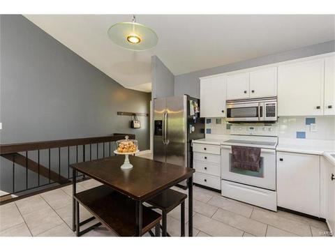 4 Bingham Ct, Saint Peters, MO 63376 photo 7
