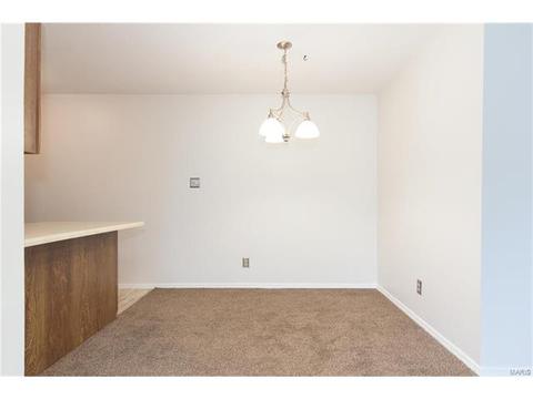 1300 Holgate Dr #G4, Ballwin, MO 63021 photo 6