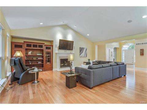 858 Arbor Chase Dr, Wildwood, MO 63021 photo 7