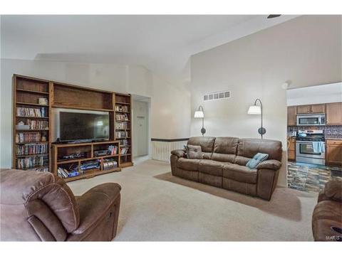 1339 Culpepper Rdg, Ballwin, MO 63021 photo 3
