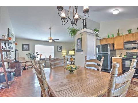 633 Longhorn Dr, O'fallon, MO 63368 photo 6