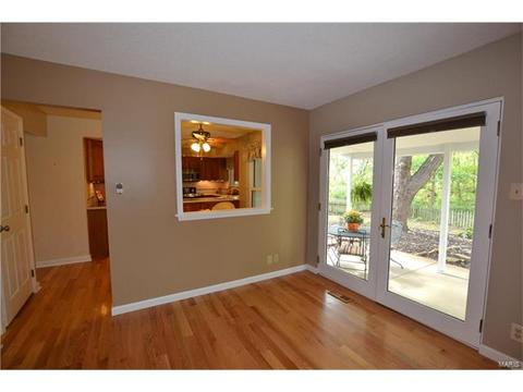 1151 Hollyberry Dr, Ballwin, MO 63021 photo 14