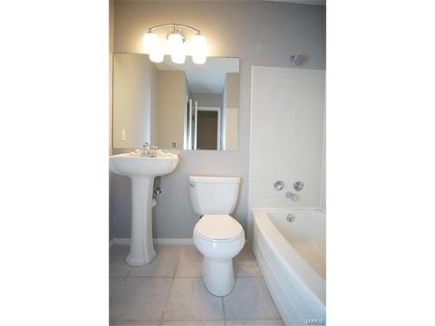 331 Nantucket, Ballwin, MO 63011 photo 15