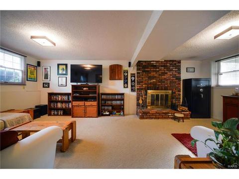 261 Braeshire Dr, Ballwin, MO 63021 photo 23
