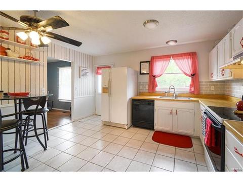 261 Braeshire Dr, Ballwin, MO 63021 photo 11
