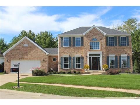 527 Arbor Meadow Dr, Ballwin, MO 63021 photo 1